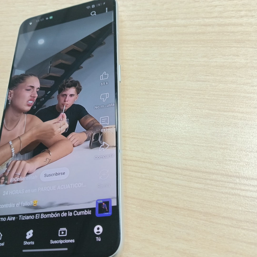 CELULAR REALME GT2 PRO RMX3301 256 GB 12 GB RAM (SEMINUEVO)