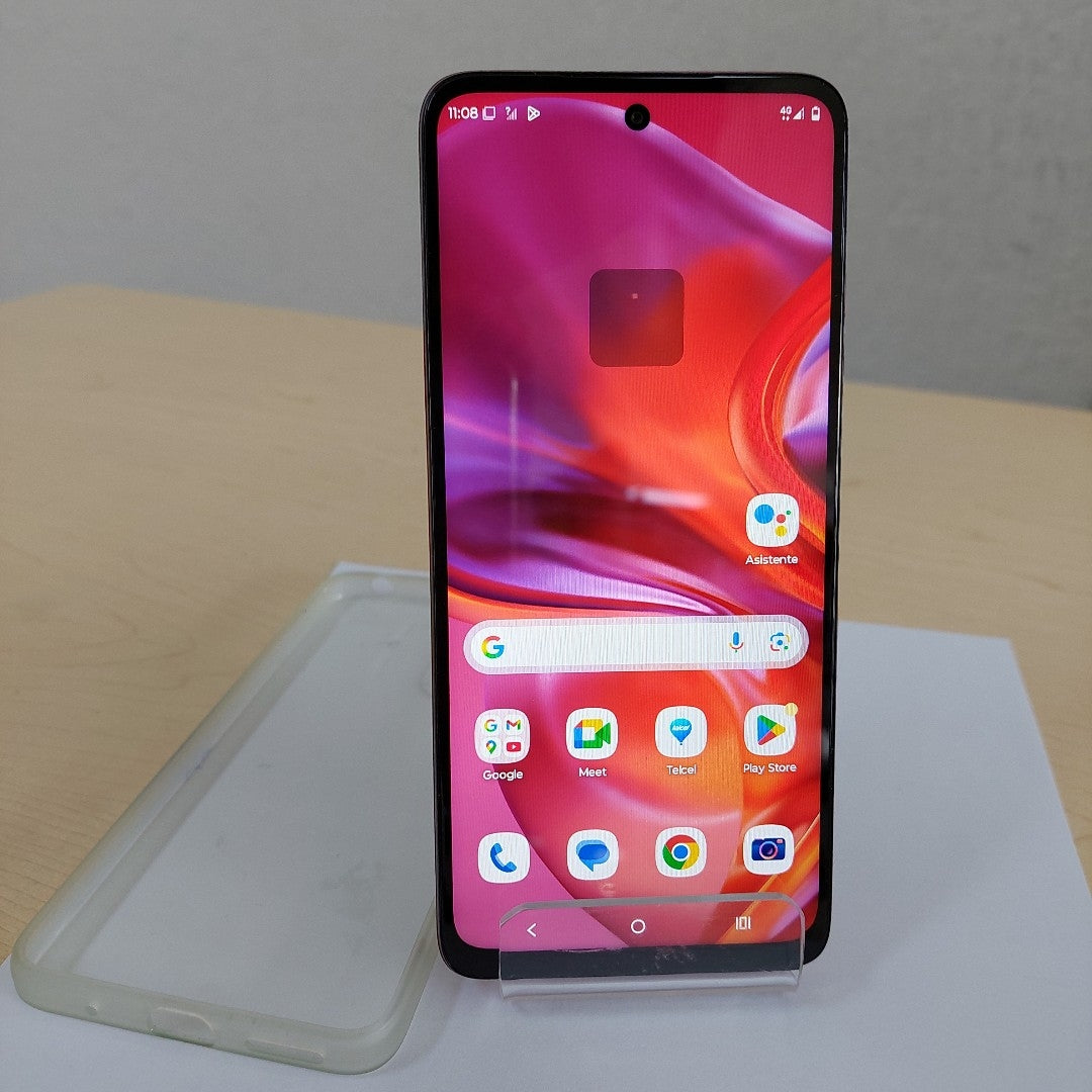 CELULAR MOTOROLA MOTO G05 XT2523-2 (2025) 128 GB 4 GB RAM (SEMINUEVO)