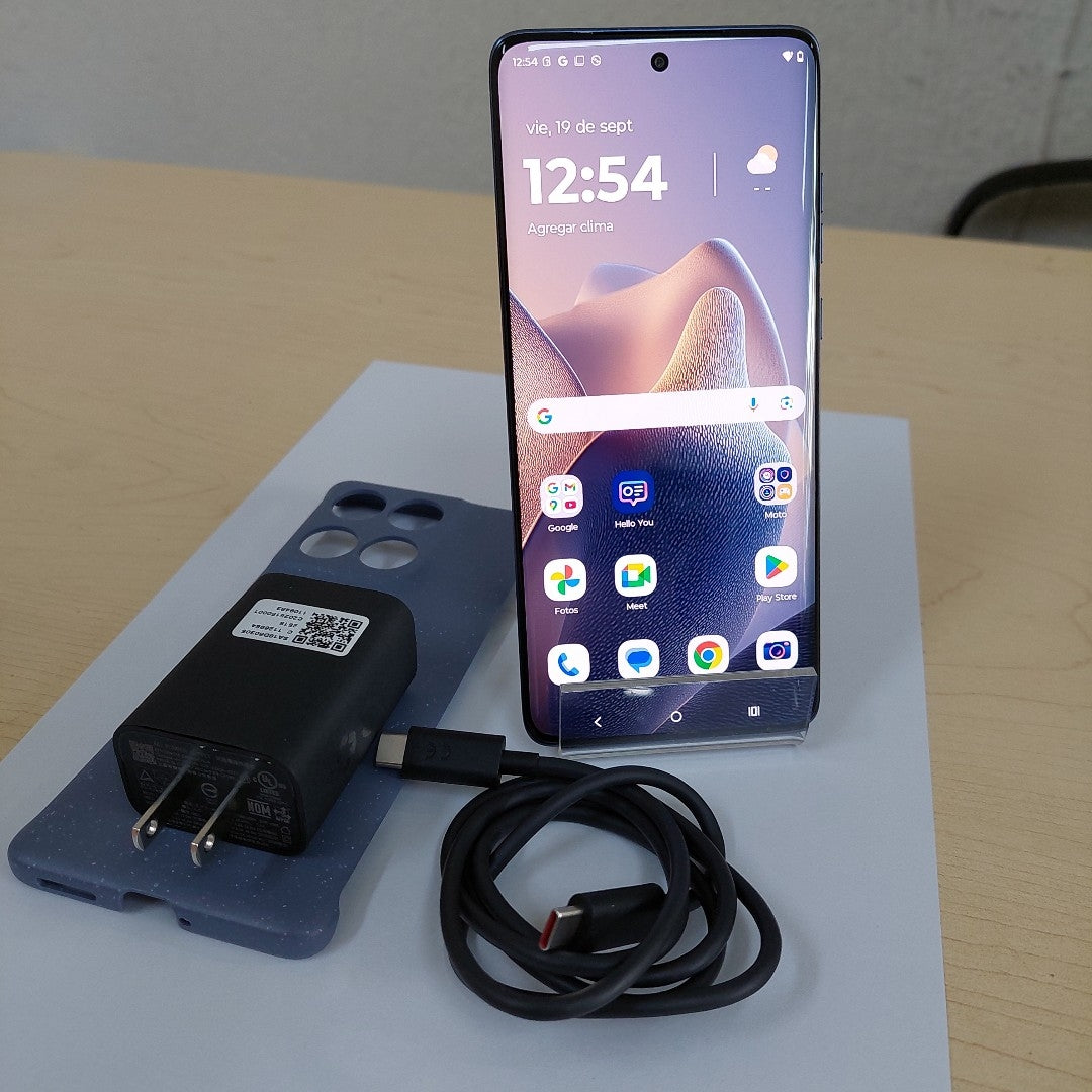 CELULAR MOTOROLA EDGE 60 FUSION XT2503-1 (2023) 256 GB 8 GB RAM (SEMINUEVO)