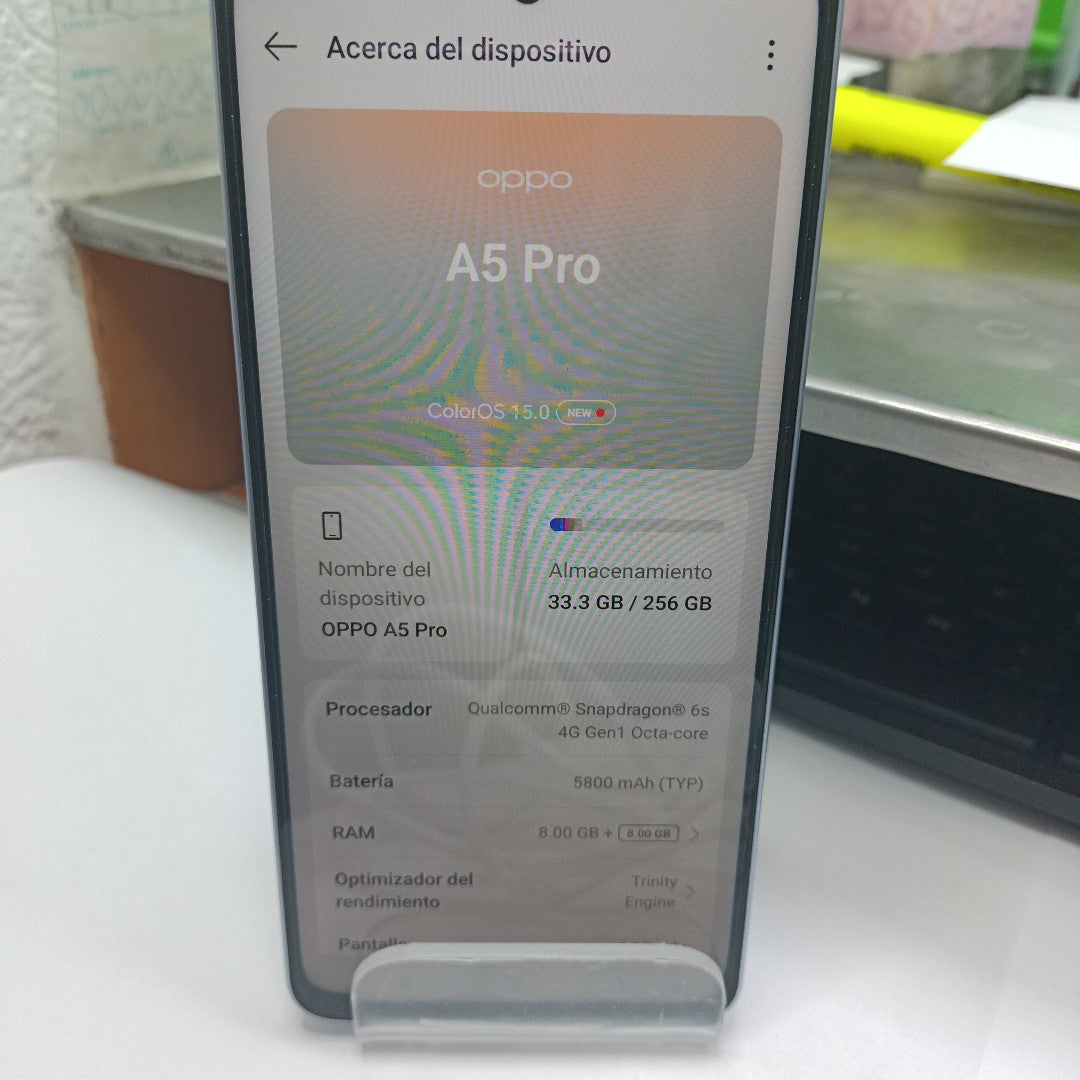 CELULAR OPPO  A5 PRO CPH2711 (2025) 256 GB 8 GB RAM (SEMINUEVO)