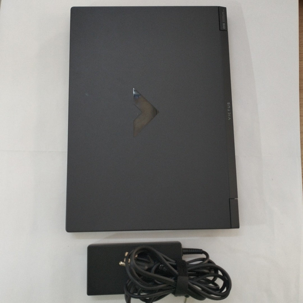 LAPTOP HP VICTUS 15-FA270LA (2025) 512 GB SSD 16 GB RAM (SEMINUEVO)