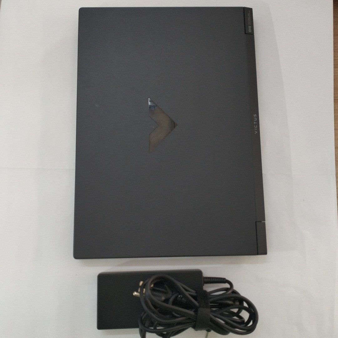 LAPTOP HP VICTUS 15-FA270LA (2025) 512 GB SSD 16 GB RAM (SEMINUEVO)