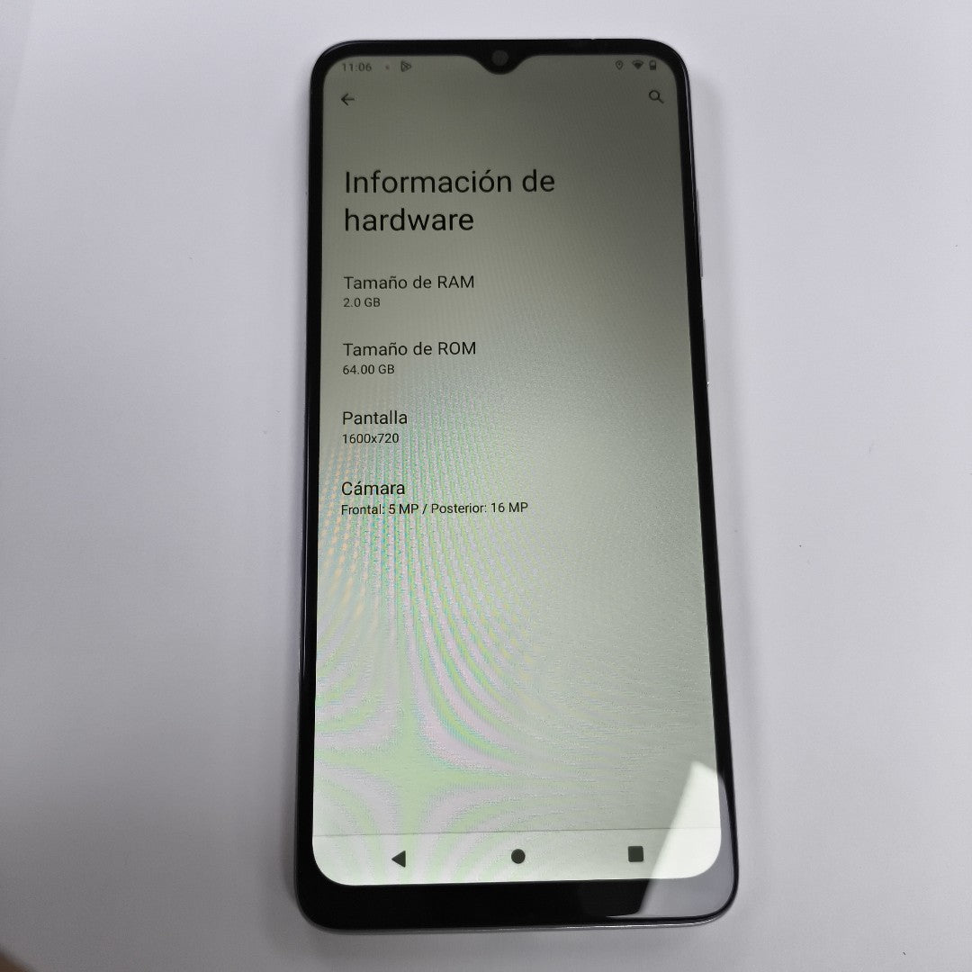 CELULAR MOTOROLA MOTO E22I XT2239-17 64 GB 2 GB RAM (SEMINUEVO)