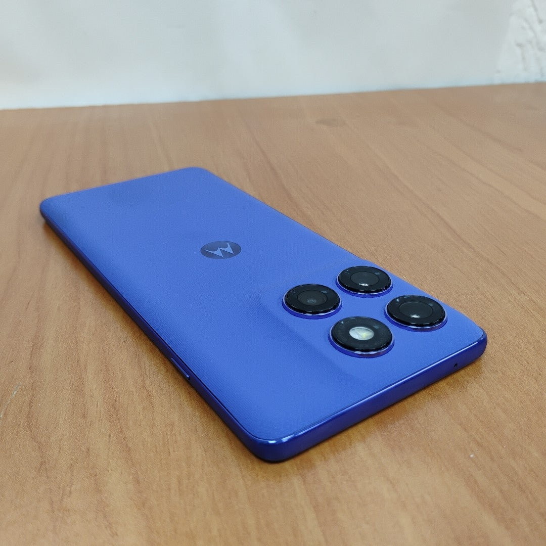 CELULAR MOTOROLA EDGE 60 PRO XT2507-1 (2025) 512 GB 12 GB RAM (SEMINUEVO)