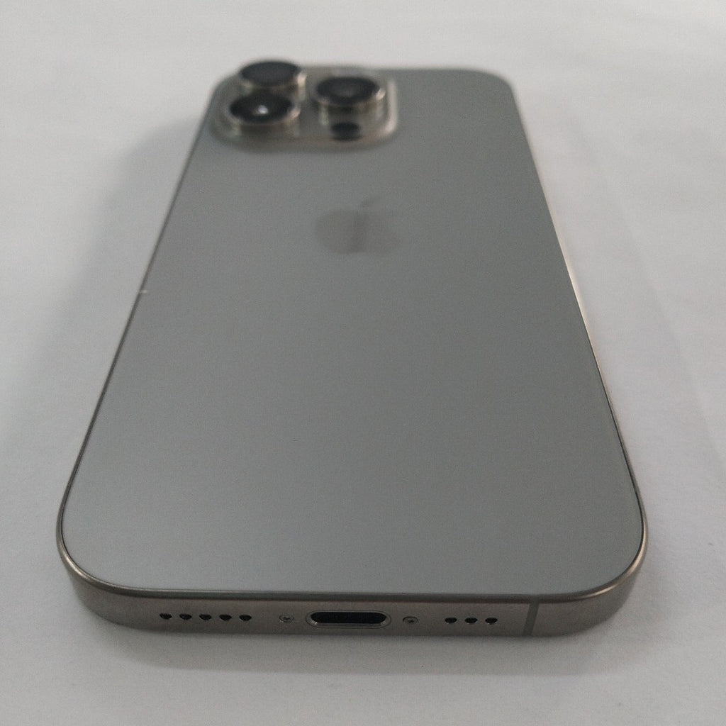 CELULAR APPLE IPHONE 16 PRO A3292 (2024) 128 GB 8 GB RAM (SEMINUEVO)