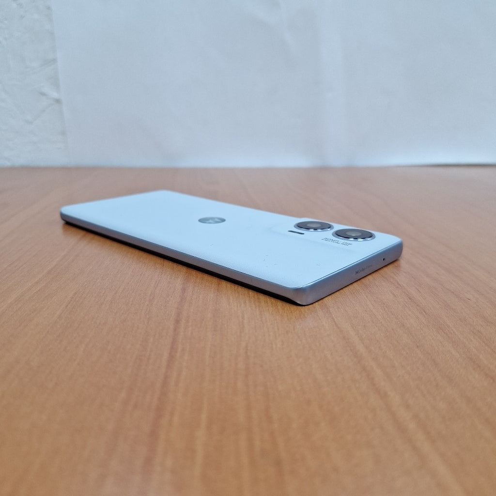 CELULAR MOTOROLA EDGE 50 FUSION XT2429-1 256 GB 8 GB RAM (SEMINUEVO)