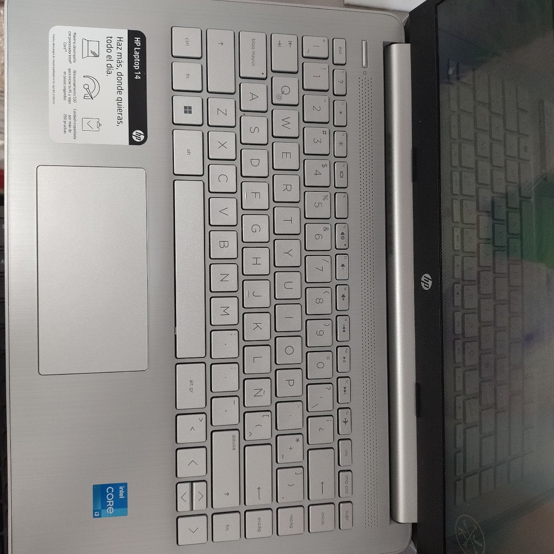 LAPTOP HP 14-DQ5007LA (2023) 512 GB SSD 16 GB RAM (SEMINUEVO)