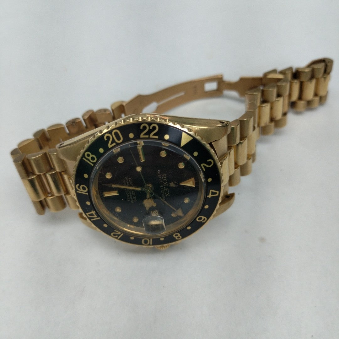 RELOJ CAJA Y PULSO ORO. ORO. 18 K 167.3 GRMS (SEMINUEVO)