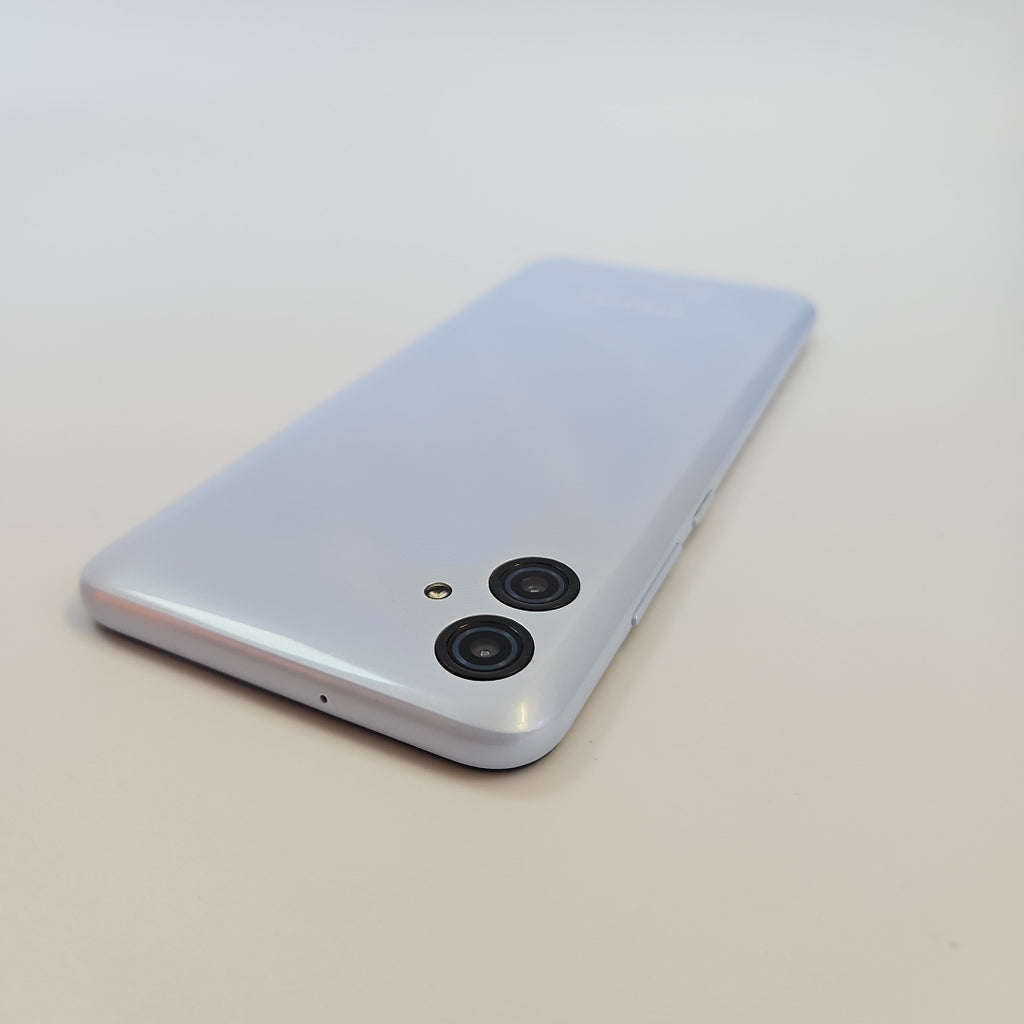 CELULAR SAMSUNG GALAXY A04E SM-A042M 64 GB 3 GB RAM (SEMINUEVO)