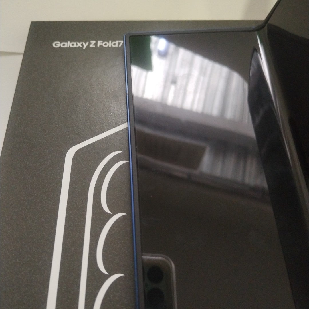 CELULAR SAMSUNG GALAXY Z FOLD7 SM-F966B (2025) 512 GB 12 GB RAM (SEMINUEVO)