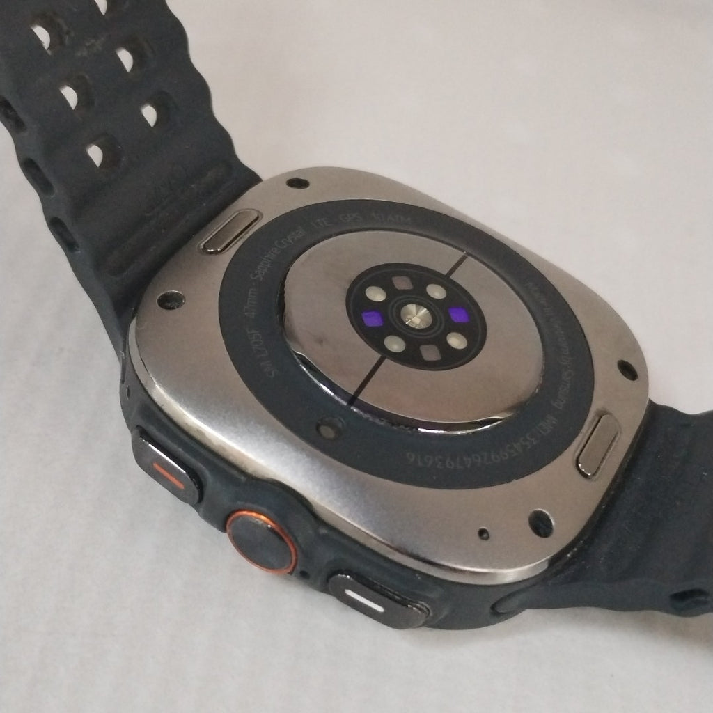 SMARTWATCH SAMSUNG GALAXY WATCH ULTRA SM-L705F (2024) 47 MM GPS + CELULAR (SEMINUEVO)