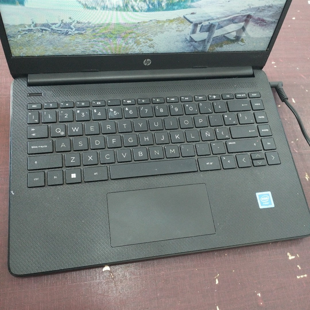 LAPTOP HP 14-DQ0500LA (2022) 128 GB SSD 4 GB RAM (SEMINUEVO)