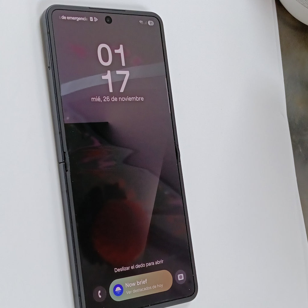 CELULAR SAMSUNG GALAXY Z FLIP 7 SM-F766B (2025) 512 GB 12 GB RAM (SEMINUEVO)