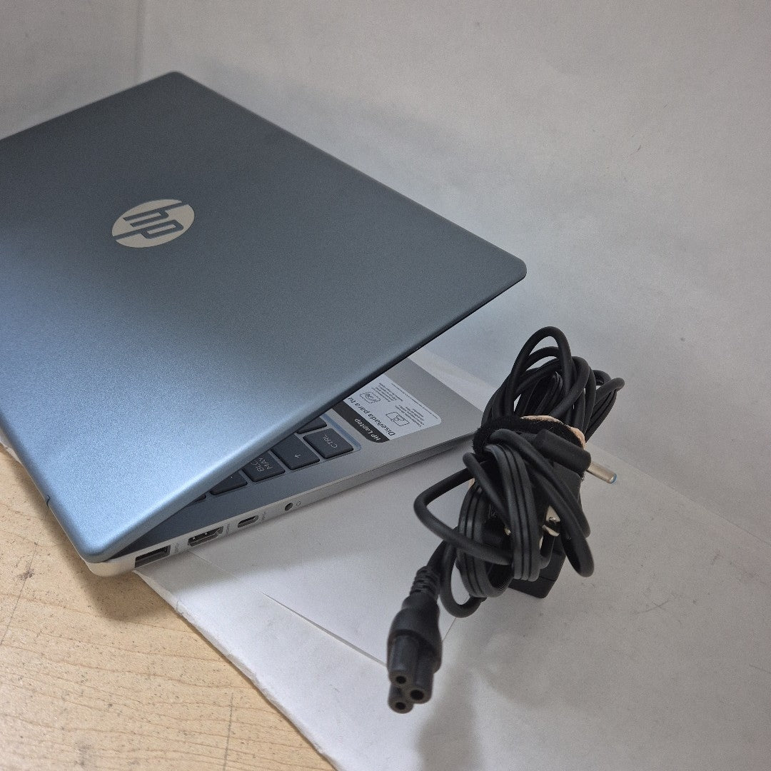 LAPTOP HP 14-EM0002LA (2023) 512 GB SSD 8 GB RAM (SEMINUEVO)