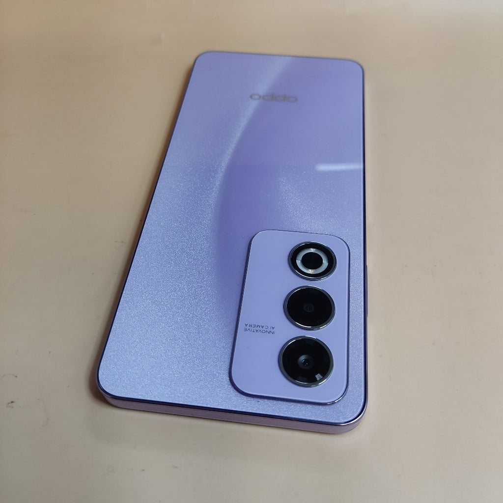 CELULAR OPPO  A80 5G CPH2639 (2024) 256 GB 8 GB RAM (SEMINUEVO)