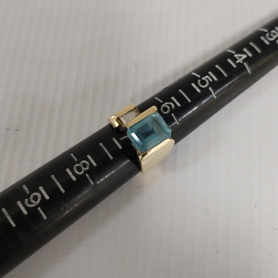 K1 13,40 GRMS 14 K ESPECIFICACIONES COMPLEMENTARIAS ANILLO CON PIEDRA AZUL Y DI (SEMINUEVO)