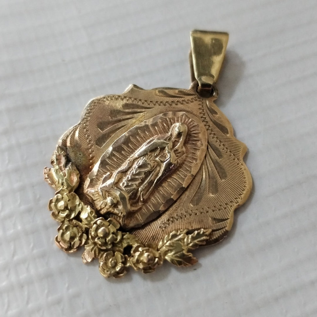 K1 6,00 GRMS 10 K ESPECIFICACIONES COMPLEMENTARIAS DIJE MTVO CIRGEN DE GUADALUPE (SEMINUEVO)