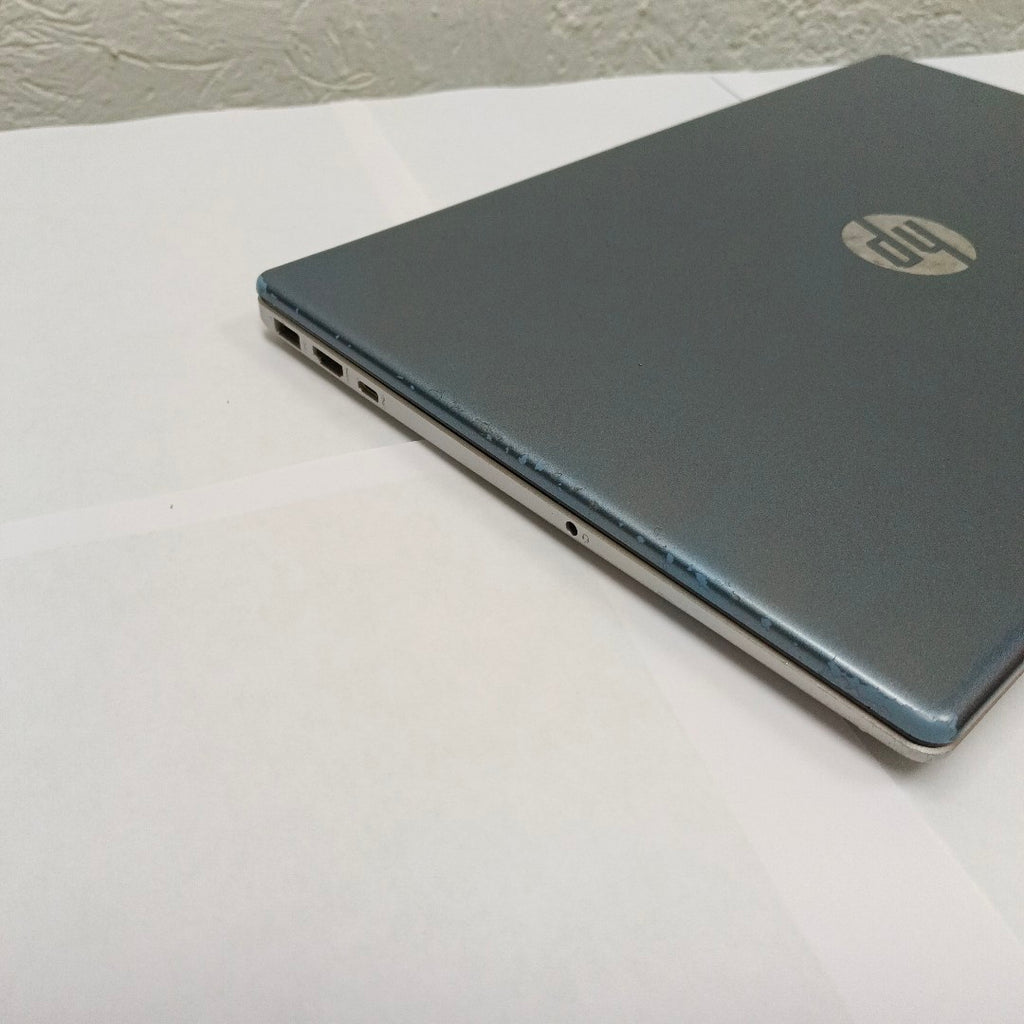 LAPTOP HP 15-FD0000LA (2024) 512 GB SSD 8 GB RAM (SEMINUEVO)