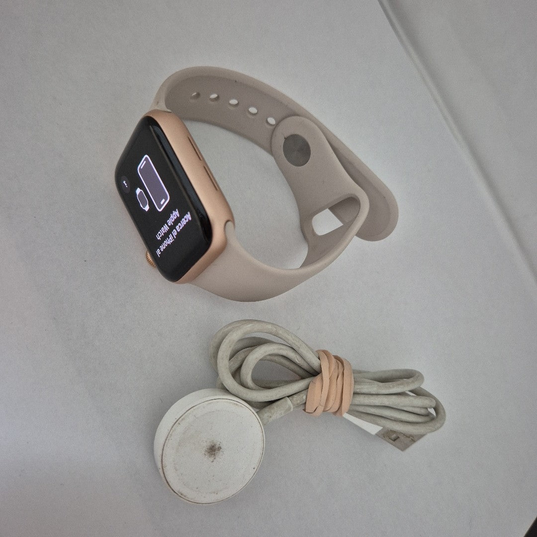 SMARTWATCH APPLE SE ALUMINIO A2351 40 MM GPS (SEMINUEVO)