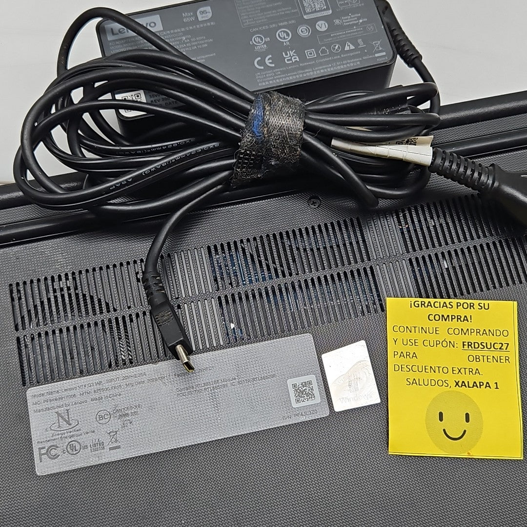 LAPTOP LENOVO V14 G3 IAP (2023) 512 GB SSD 16 GB RAM (SEMINUEVO)