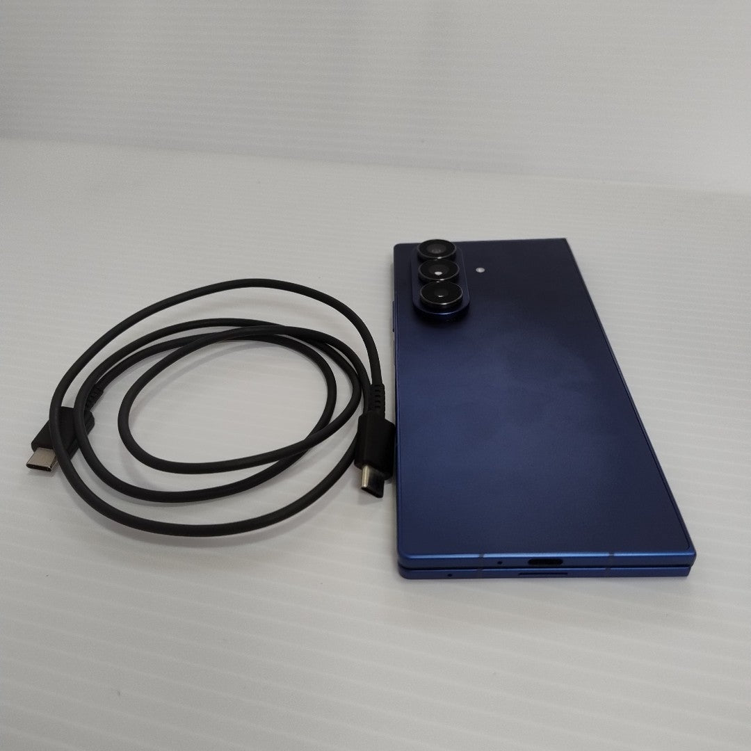 CELULAR SAMSUNG GALAXY Z FOLD7 SM-F966B (2025) 512 GB 12 GB RAM (SEMINUEVO)