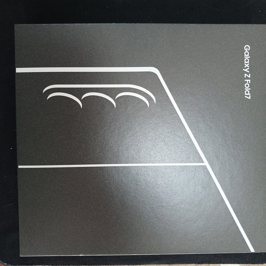 CELULAR SAMSUNG GALAXY Z FOLD7 SM-F966B (2025) 1 TB 16 GB RAM (SEMINUEVO)