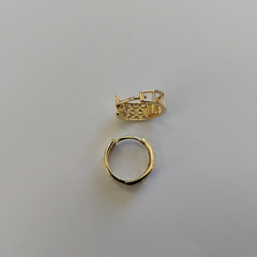 HUGGIES ORO 14K 2.6 (NUEVO)