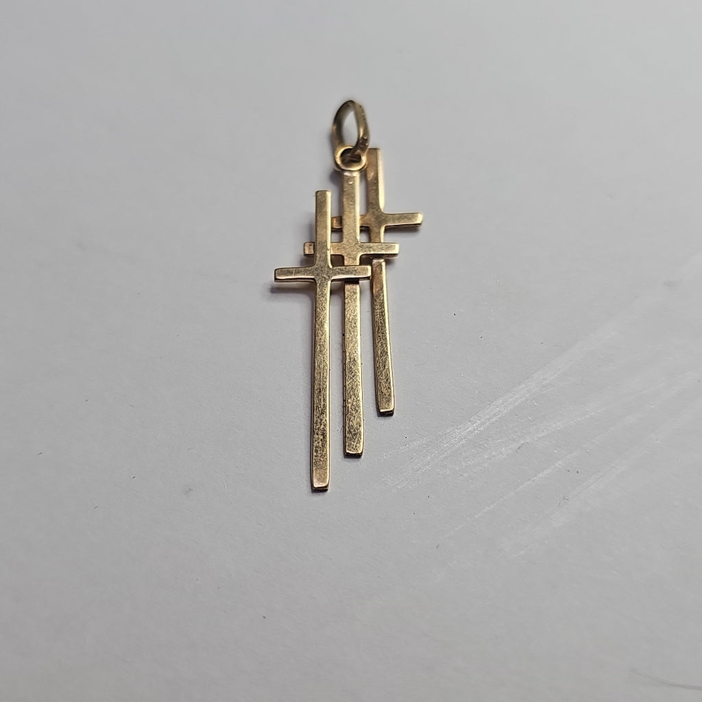 CRUZ, DIJE ORO 14 K 1.9 GRMS (SEMINUEVO)