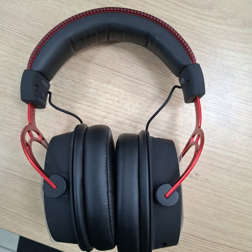 AUDIFONOS HYPERX CLOUD ALPHA HX-HSCA-RD ALAMBRICO OVER EAR (SEMINUEVO)