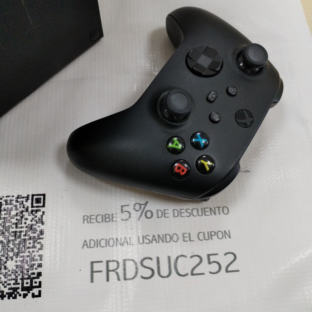 CONSOLA DE VIDEOJUEGO MICROSOFT XBOX SERIES X 1 TB SSD (SEMINUEVO)