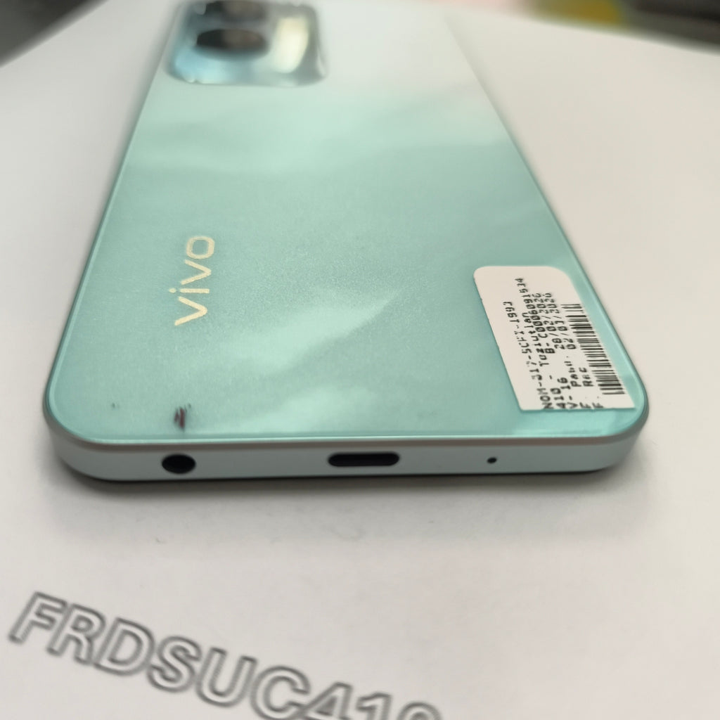 CELULAR VIVO Y18 V2333 128 GB 6 GB (SEMINUEVO)