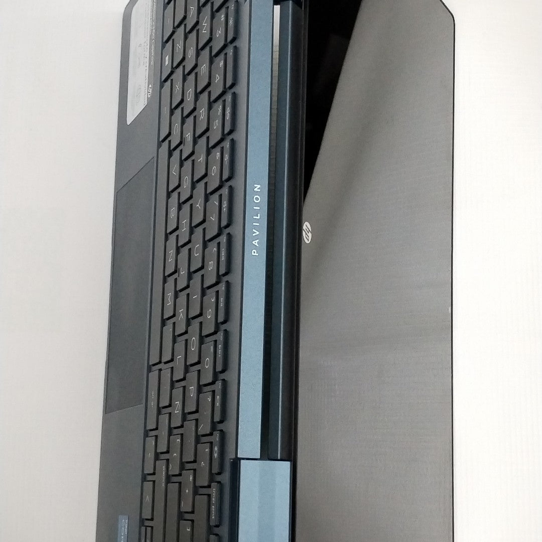 LAPTOP HP PAVILION X360 14-EK0008LA (2024) 512 GB SSD 8 GB RAM (SEMINUEVO)