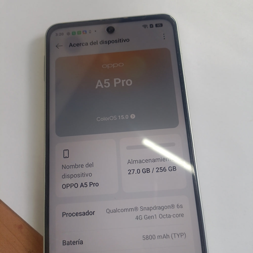 CELULAR OPPO  A5 PRO CPH2711 (2025) 256 GB 8 GB RAM (SEMINUEVO)