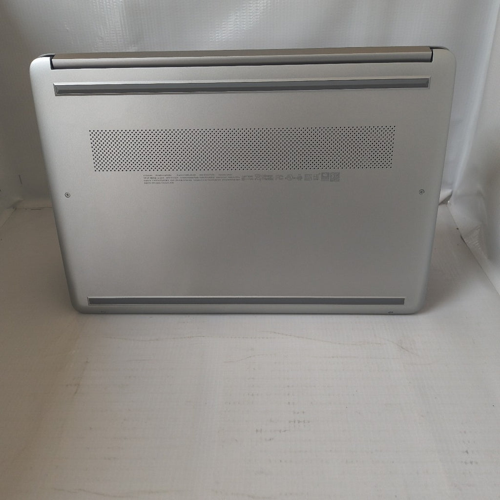 LAPTOP HP 14-DQ0530LA(2024) 256 GB SSD 8 GB RAM (SEMINUEVO)