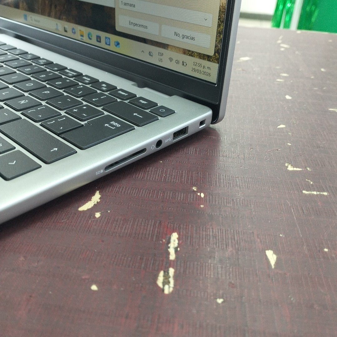 LAPTOP DELL PRO 14 (2025) 512 GB SSD 16 GB RAM (SEMINUEVO)