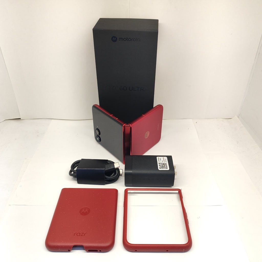 CELULAR MOTOROLA MOTO RAZR 60 ULTRA XT2551-6 (2025) 1 TB 16 GB RAM (SEMINUEVO)