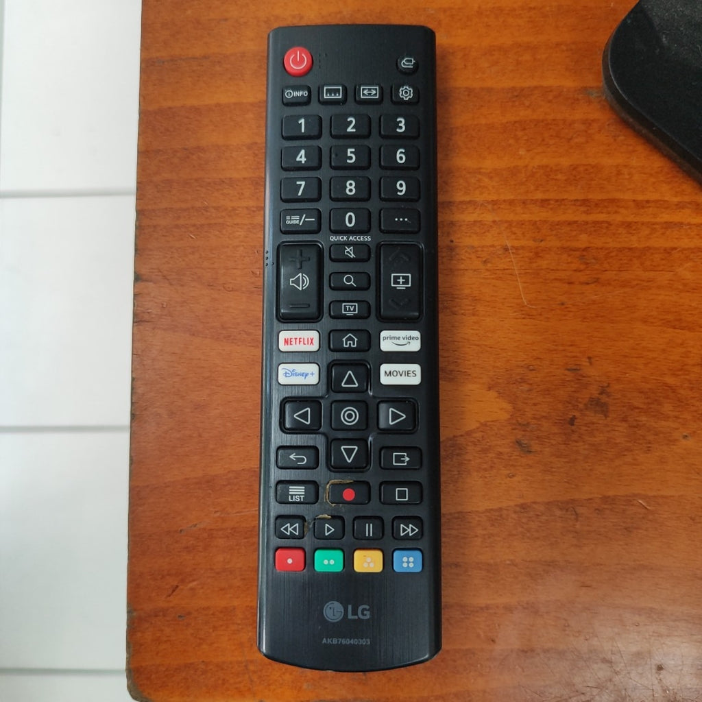 PANTALLA LG 55UR7800PSB (2024) 55" LED 4K (SEMINUEVO)