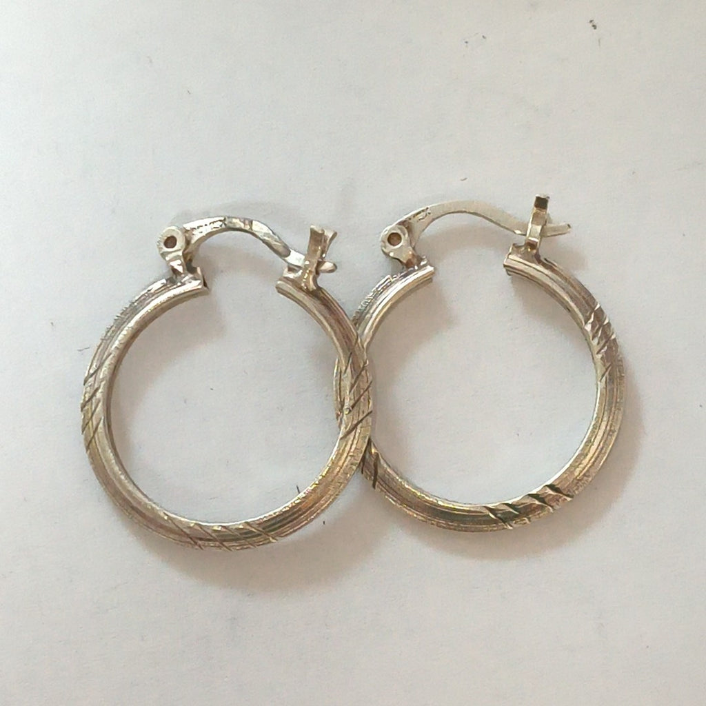 ARRACADAS PAR PLATA 3.3 GRMS (SEMINUEVO)