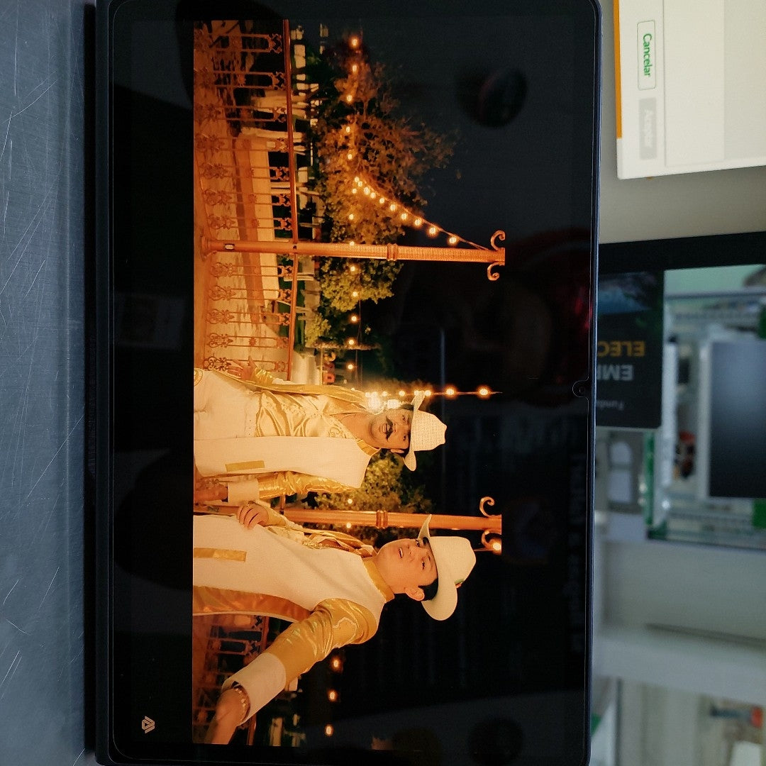 TABLETA LENOVO TAB PLUS TB351FU (2024) 128 GB 8 GB RAM (SEMINUEVO)