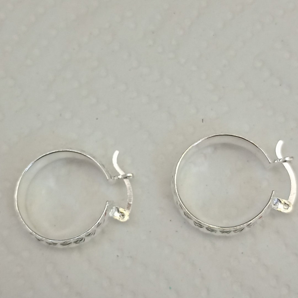 PAR ARRACADAS FACETADAS PLATA .925 3.5 GR (NUEVO)