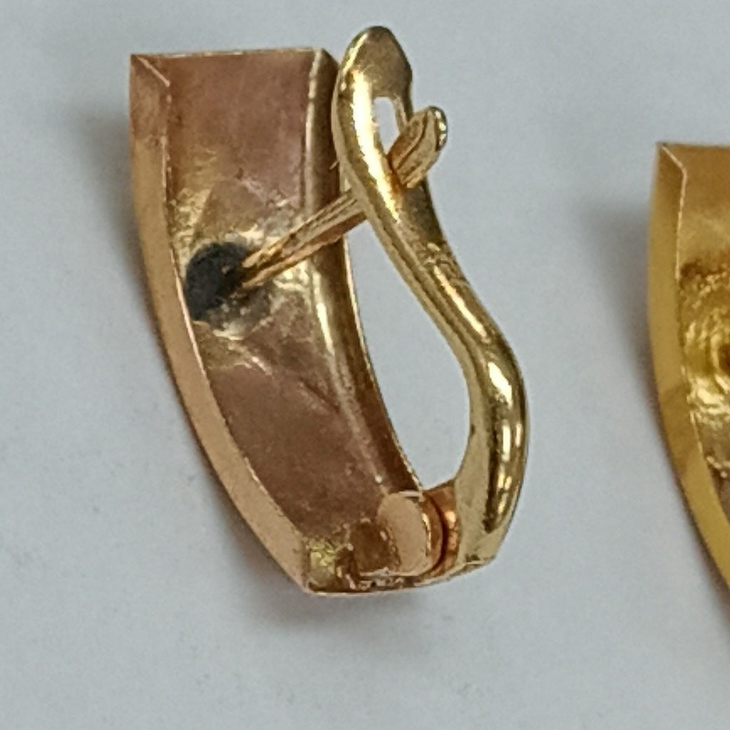 ARETES PAR ORO 14 K 0.8 GRMS (SEMINUEVO)