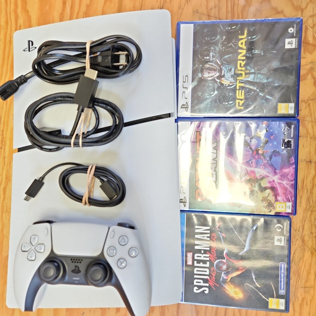 CONSOLA DE VIDEOJUEGO SONY PS5 825 SSD (SEMINUEVO)