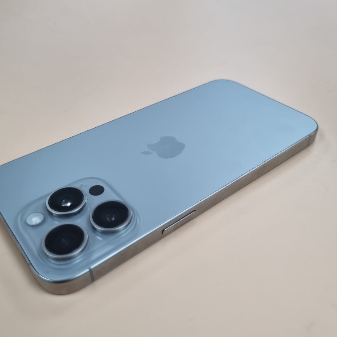 CELULAR APPLE IPHONE 15 PRO MAX A3105 (2023) 256 GB 8 GB RAM (SEMINUEVO)