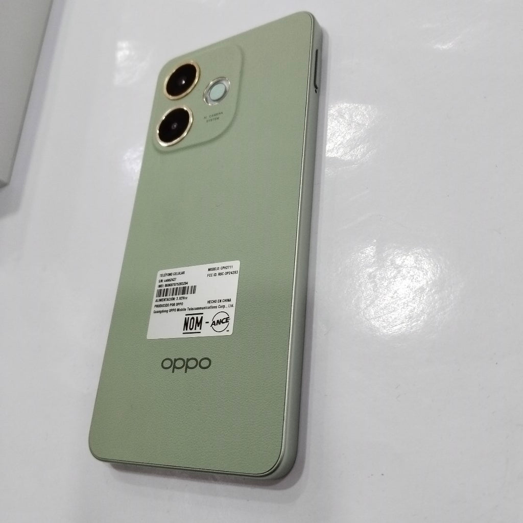 CELULAR OPPO A5 PRO CPH2711 (2025) 256 GB 8 GB RAM (SEMINUEVO)