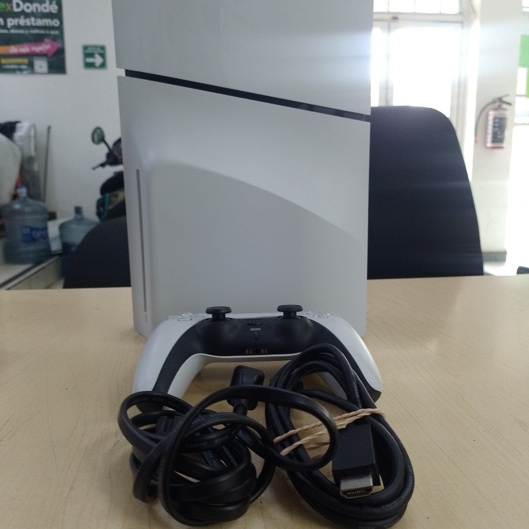 CONSOLA DE VIDEOJUEGO SONY PS5 SLIM 1 TB SSD (SEMINUEVO)