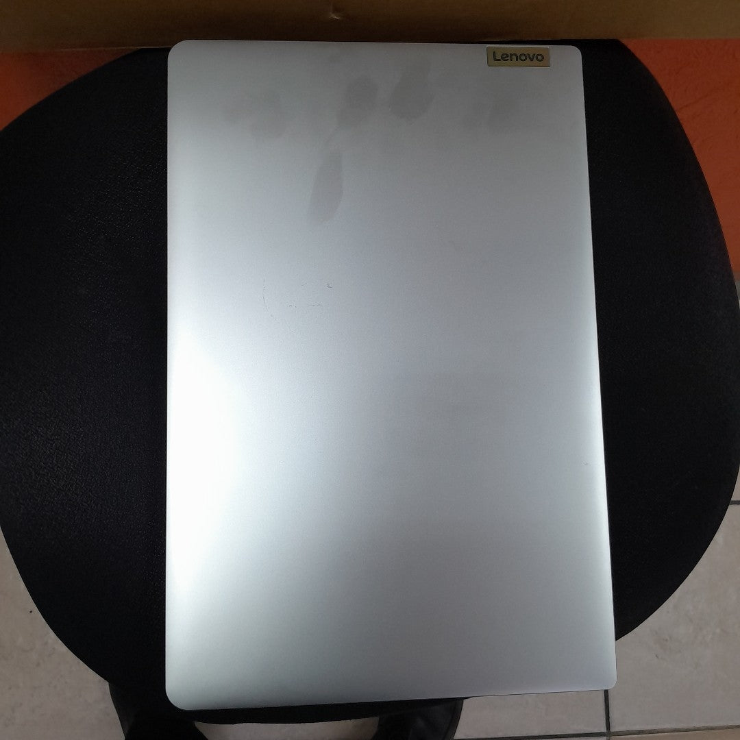 LAPTOP LENOVO IDEAPAD 1 15IJL7 (2025) 256 GB SSD 8 GB RAM (SEMINUEVO)