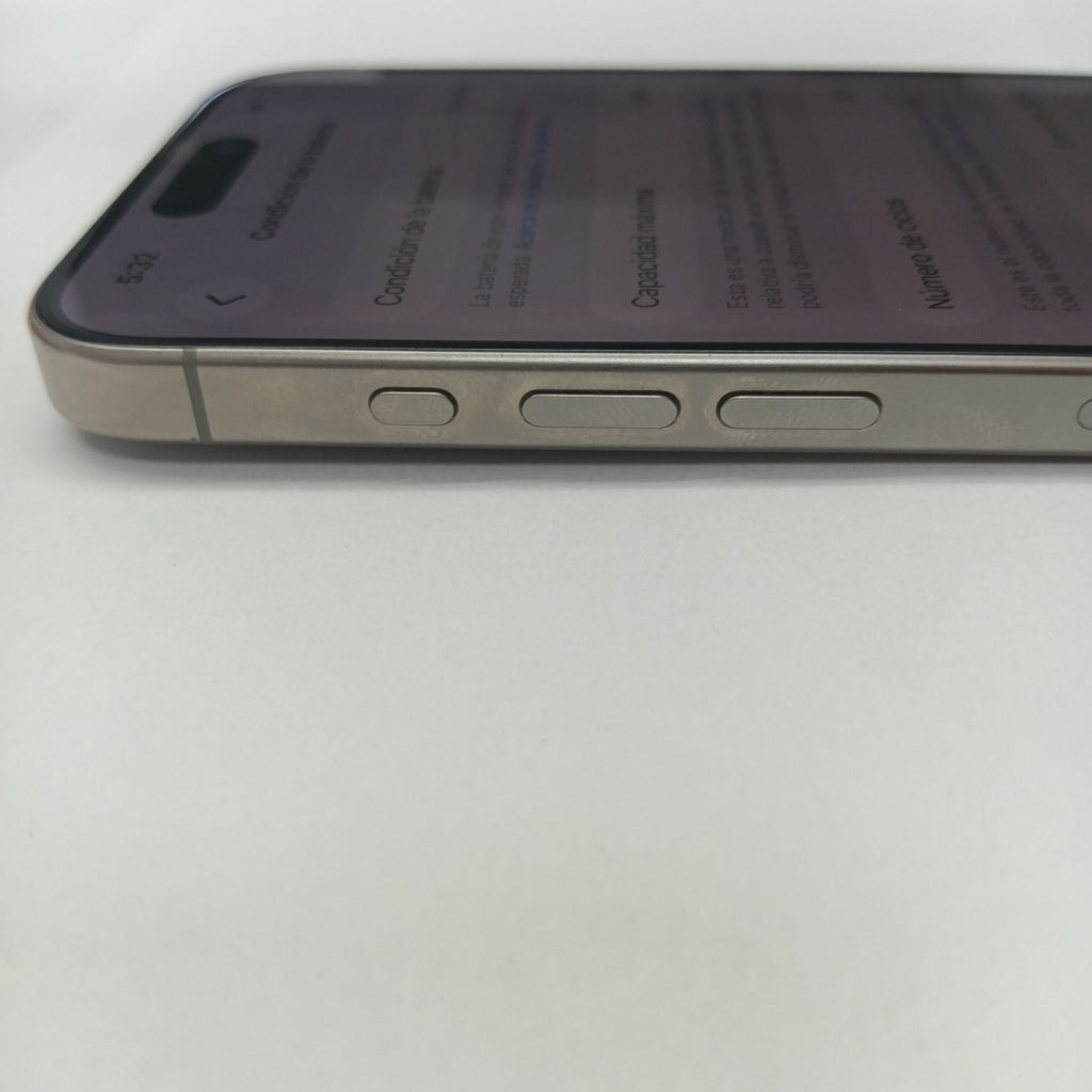 CELULAR APPLE IPHONE 15 PRO A3101 256 GB 8 GB RAM (SEMINUEVO)