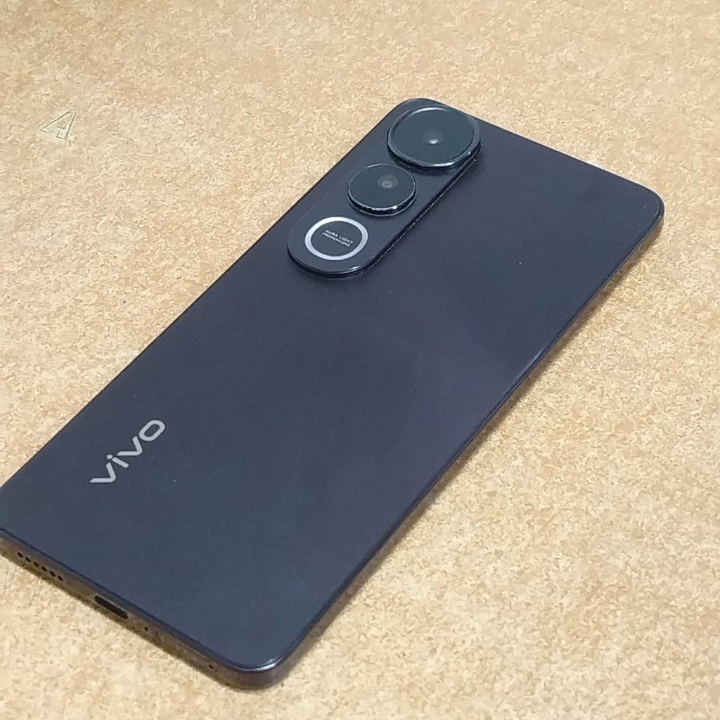 CELULAR VIVO V50 LITE 5G V2440 (2025) 256 GB 12 GB RAM (SEMINUEVO)