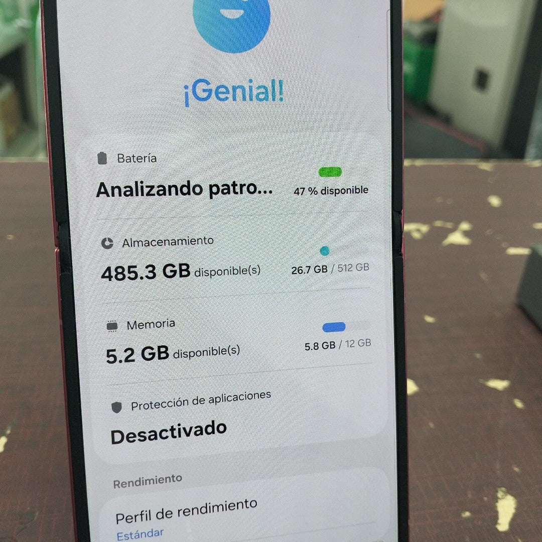 CELULAR SAMSUNG GALAXY Z FLIP 7 SM-F766B (2025) 512 GB 12 GB RAM (SEMINUEVO)