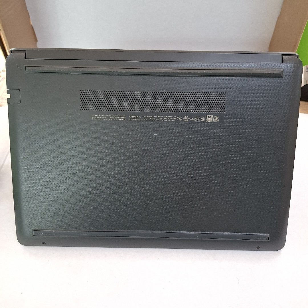 LAPTOP HP 14-CM0030LA (2024) 2 TB 8 GB RAM (SEMINUEVO)